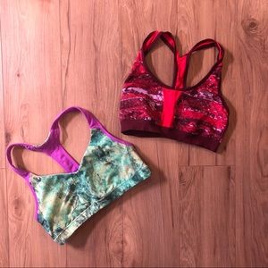 2 The North Face Sports Bras Size M
